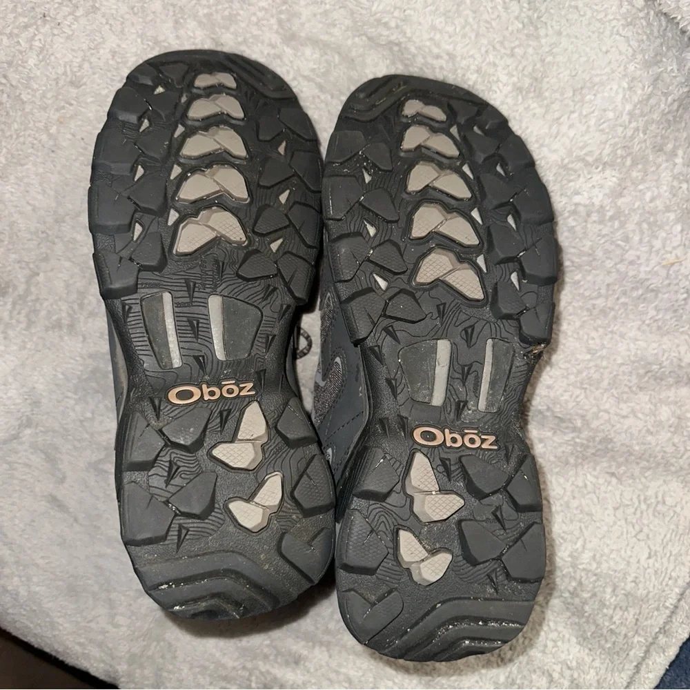 Oboz Women's Gray Hiking Shoes - Picture 3 of 6